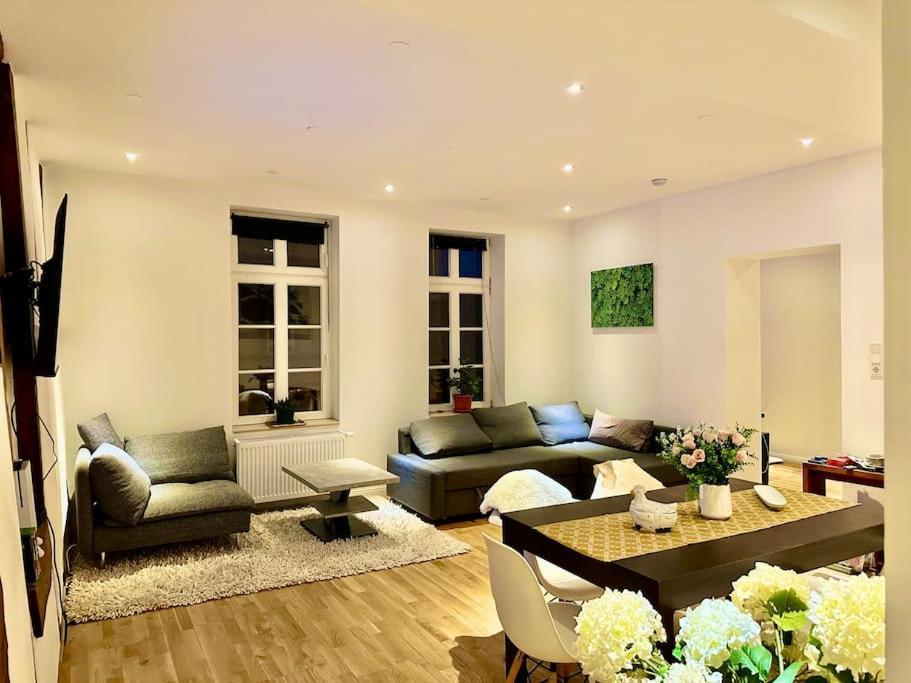Wohnung Am Schloss 2 - Bestes Apartment In Weilbourg Extérieur photo